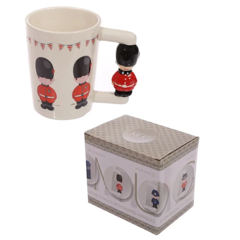 London guardsman ceramic mug with shaped handle, 400ml capacity, featuring city icon.