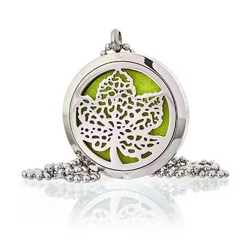 Leaf-shaped aromatherapy jewellery necklace, 30mm wide