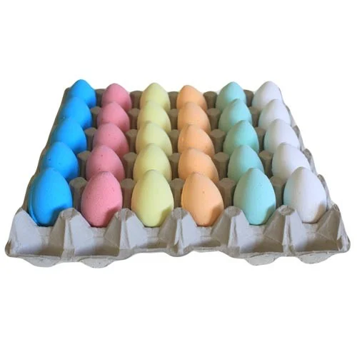 Tray of assorted bath eggs – a mixed bath egg set arranged on a display tray.