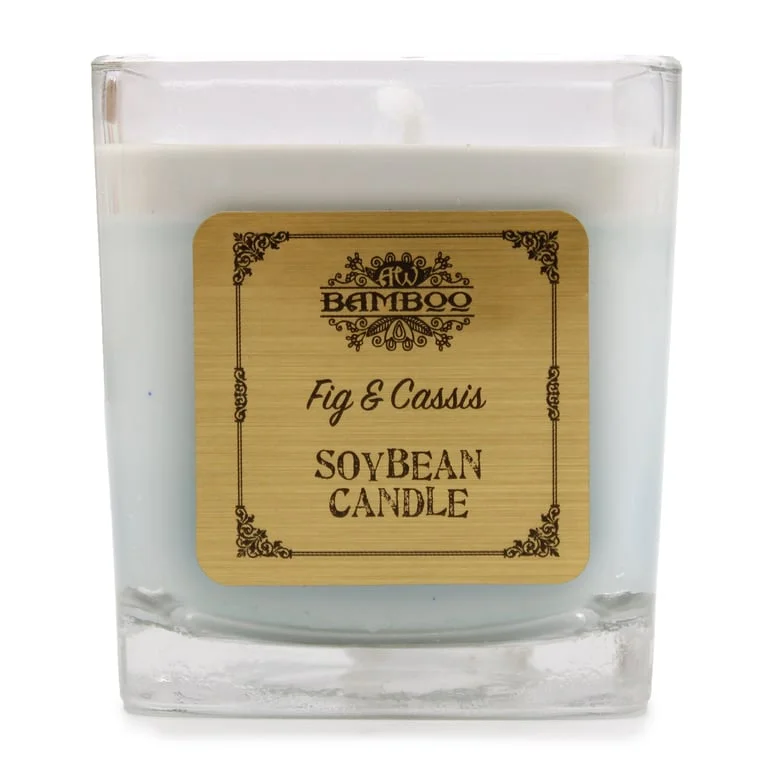 Soy jar candle with fig and cassis scent