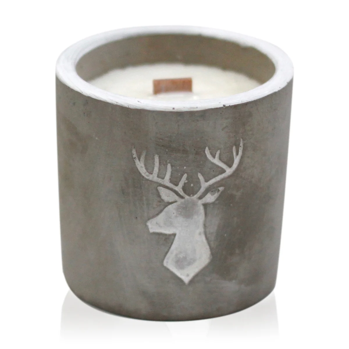Whiskey scented pot shaped like a stag head.