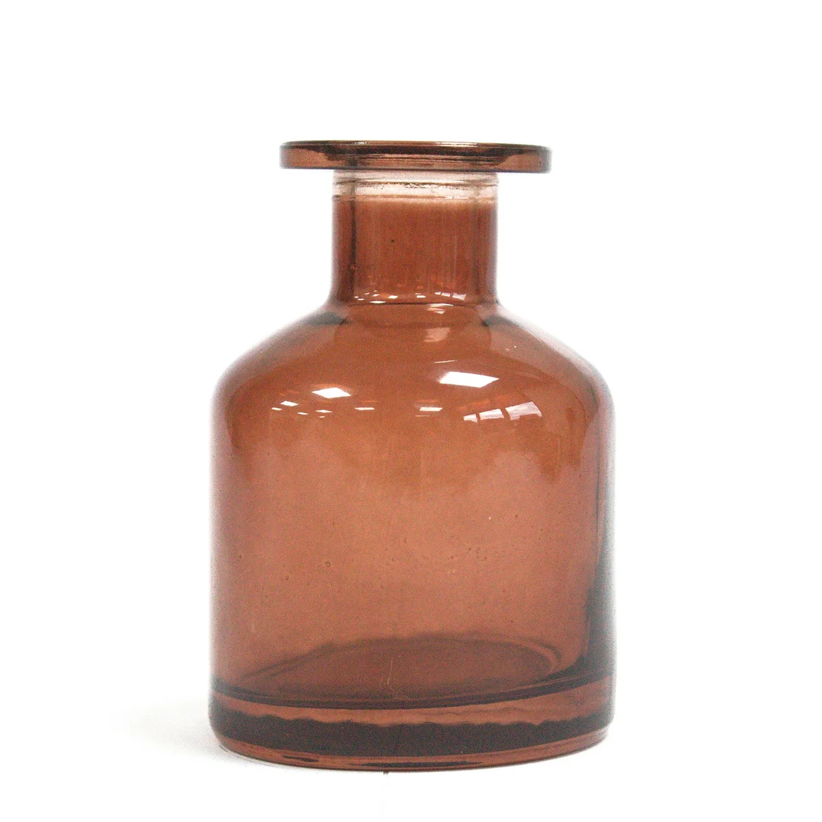 Brown 140 ml round diffuser bottle with reeds.