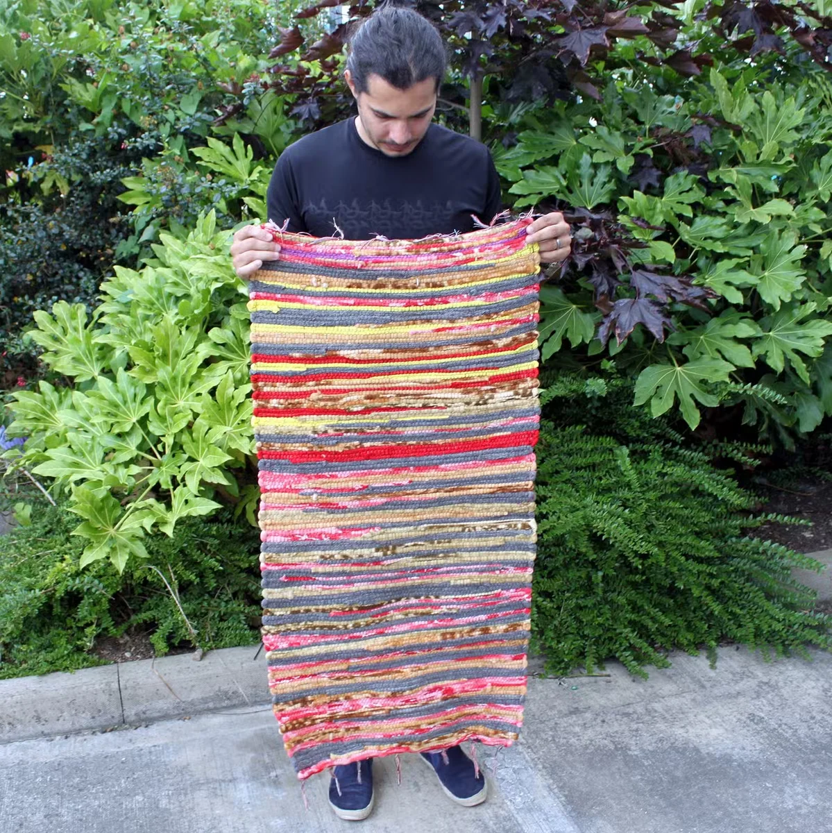 Small velvet floor rug in soft fabric, measuring 50x90cm, displayed flat on a neutral background
