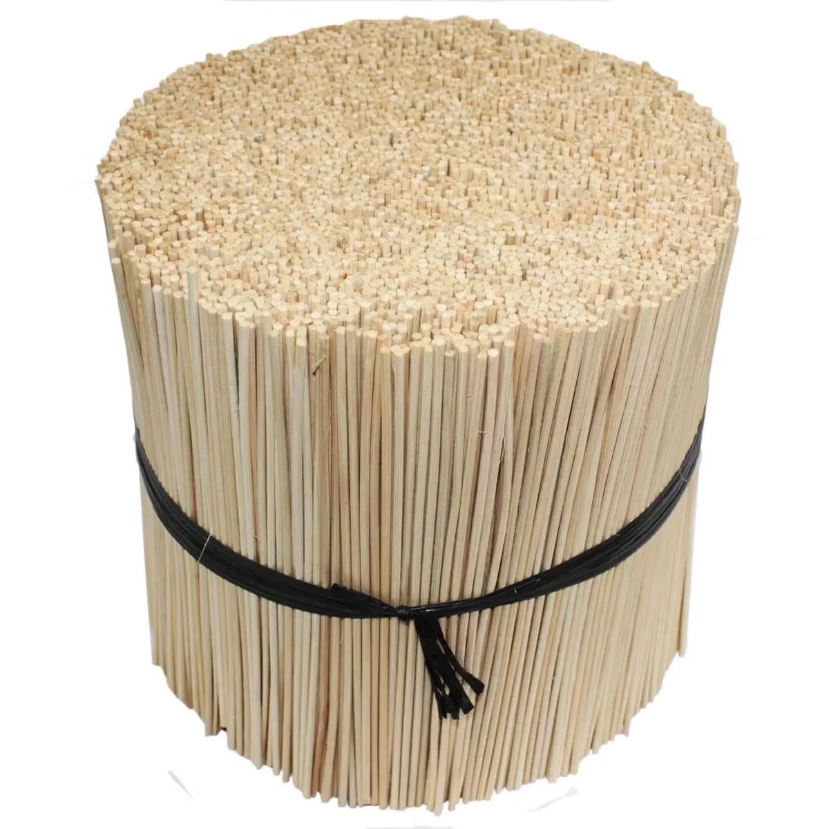 Bundle of 5kg 2.5mm reed diffuser sticks approximately 5000 pieces stacked together