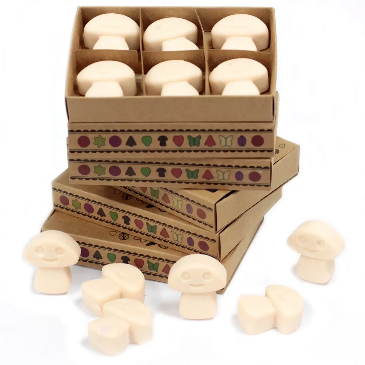 Box of 6 scented wax melts in vanilla nutmeg scent, arranged in a white rectangular box with clear packaging