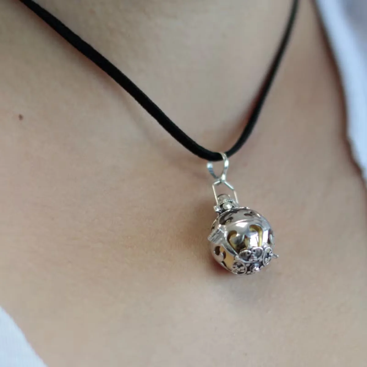 18mm silver bell with angel design