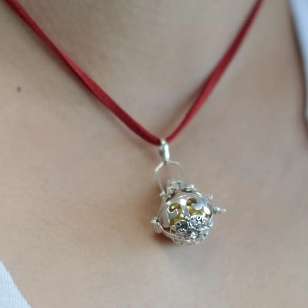 18mm silver bell with angel detail