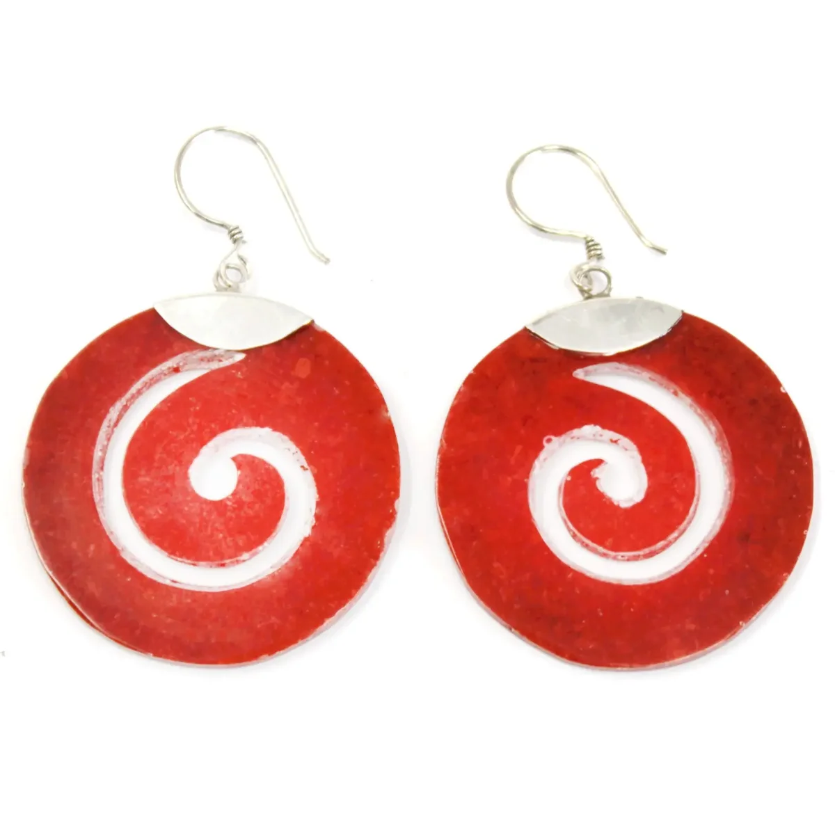 925 silver scroll earrings displayed against a white background, featuring a fine scroll pattern.