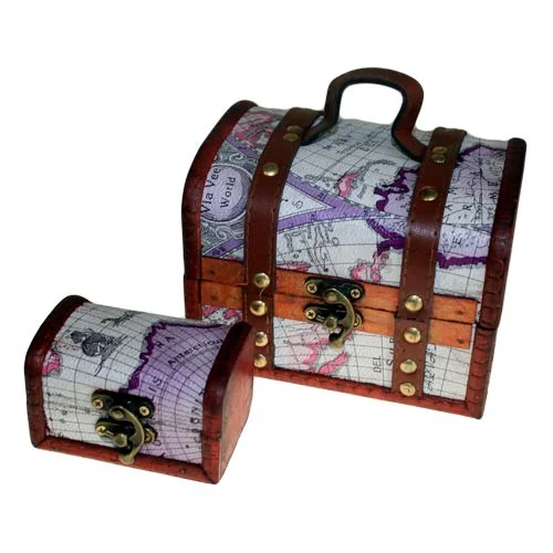 Two colonial boxes set in Atlas Design shown side by side with elegant rounded edges and frame details
