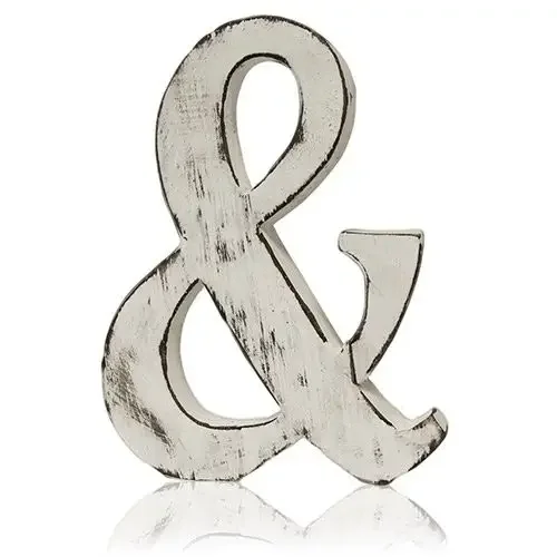 Shabby Chic wall letters displayed in a decorative arrangement.