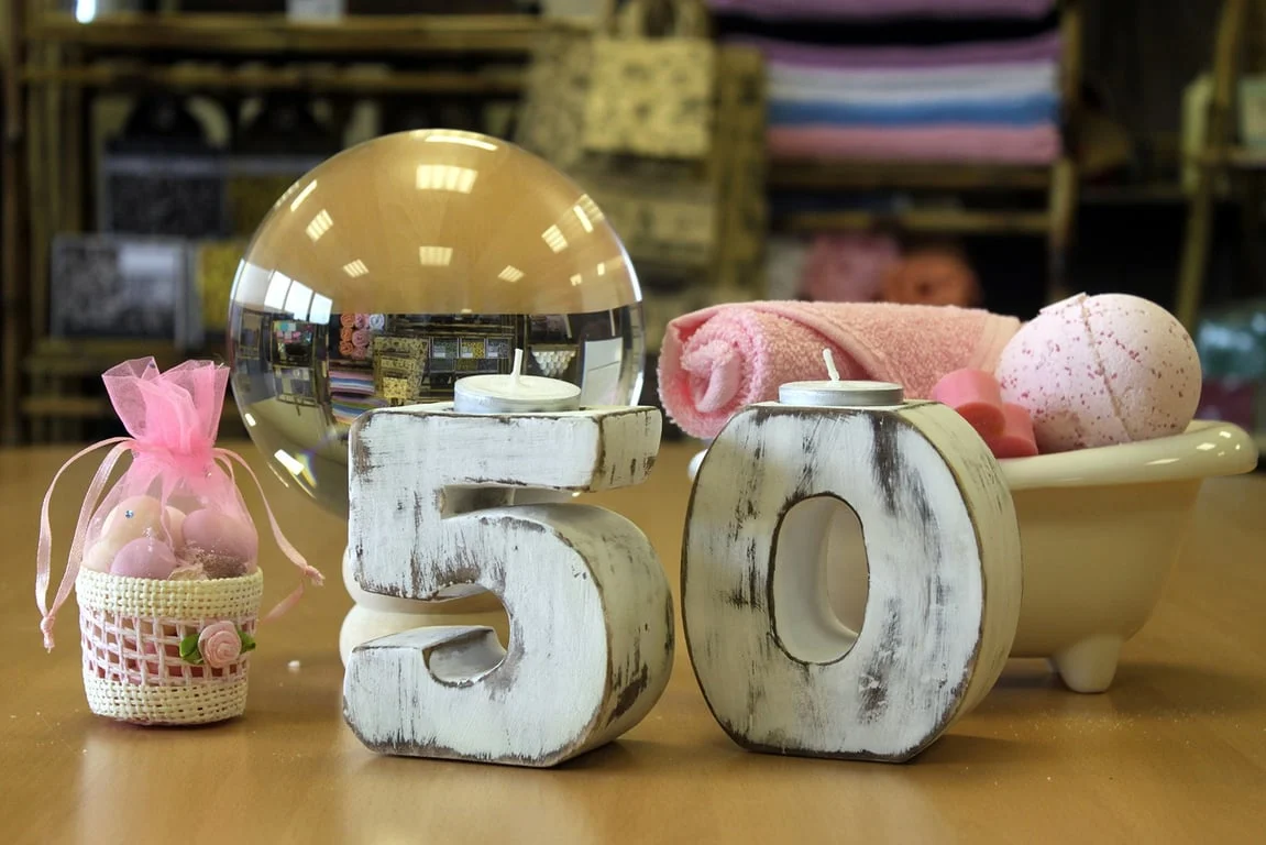 Wooden birthday numeral no.5 on display.
