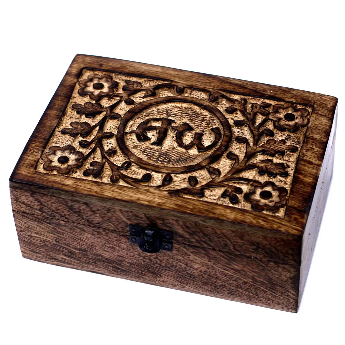 Aromathrapy box AW – a Mango branded box shown holding 24 items inside.