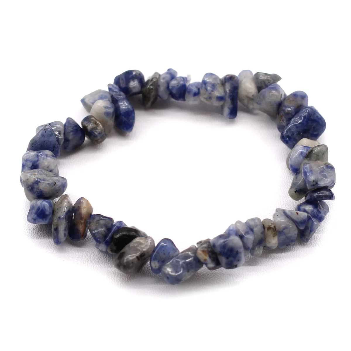 Chipstone sodalite bracelet displayed on a neutral background.