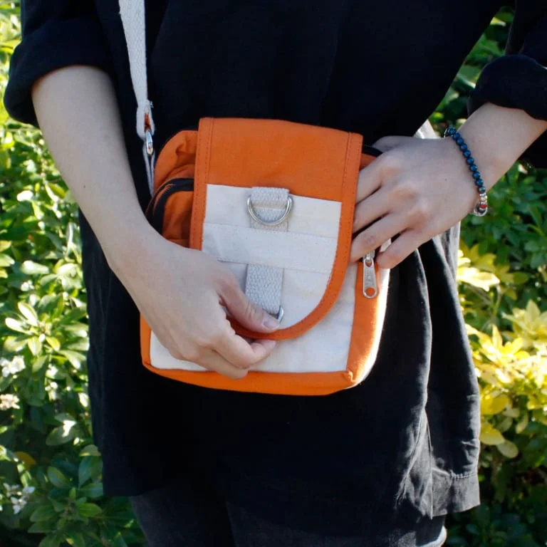 Turmeric coloured natural travel bag – a stylish travel bag with simple, eco‑friendly design