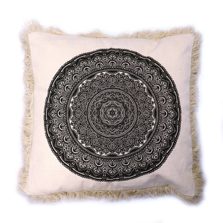 Mandala cushion cover, 45x45cm, black with a traditional mandala pattern.