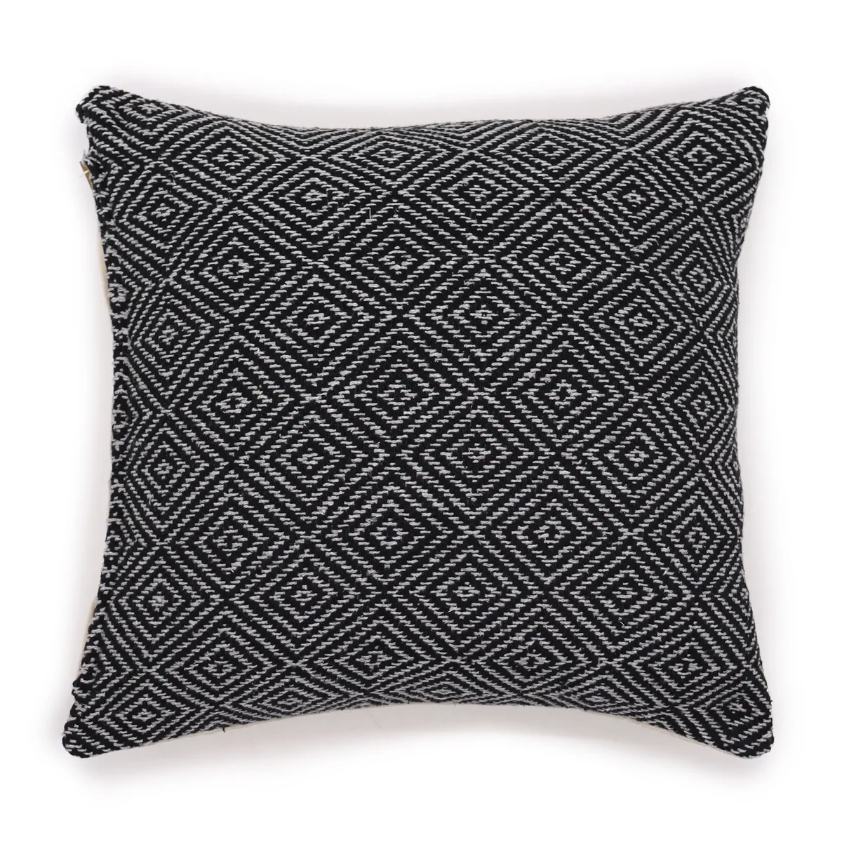 Black cushion cover with maze pattern, square 40x40cm classic design on plain white background