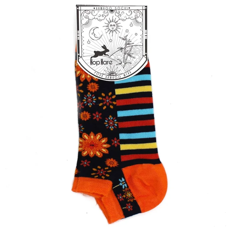 Bamboo low cut socks in mandala flower pattern, medium/large sizes 7.5‑11.5