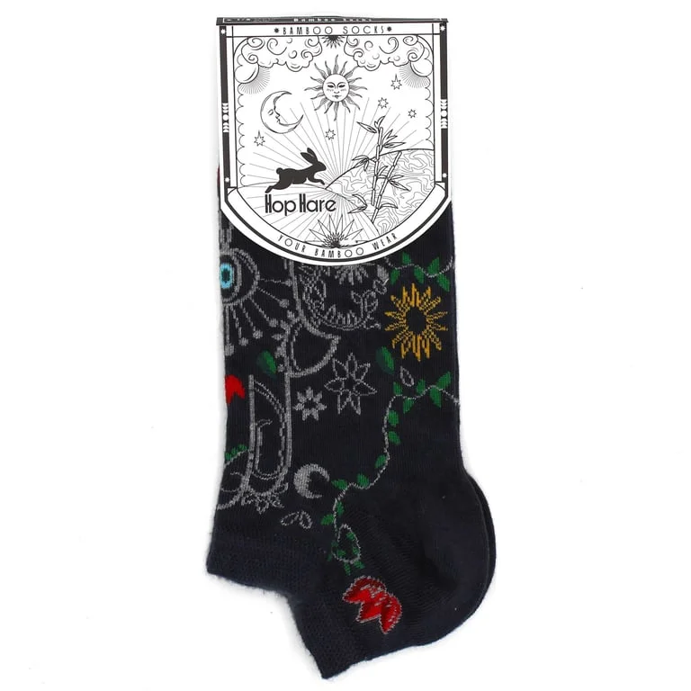 Low cut bamboo socks in M/L sizes (7.5-11.5) displayed as a matching pair.