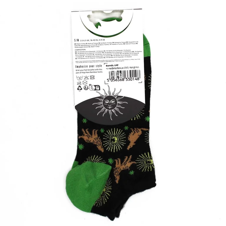Men's low cut bamboo socks featuring hop hare pattern