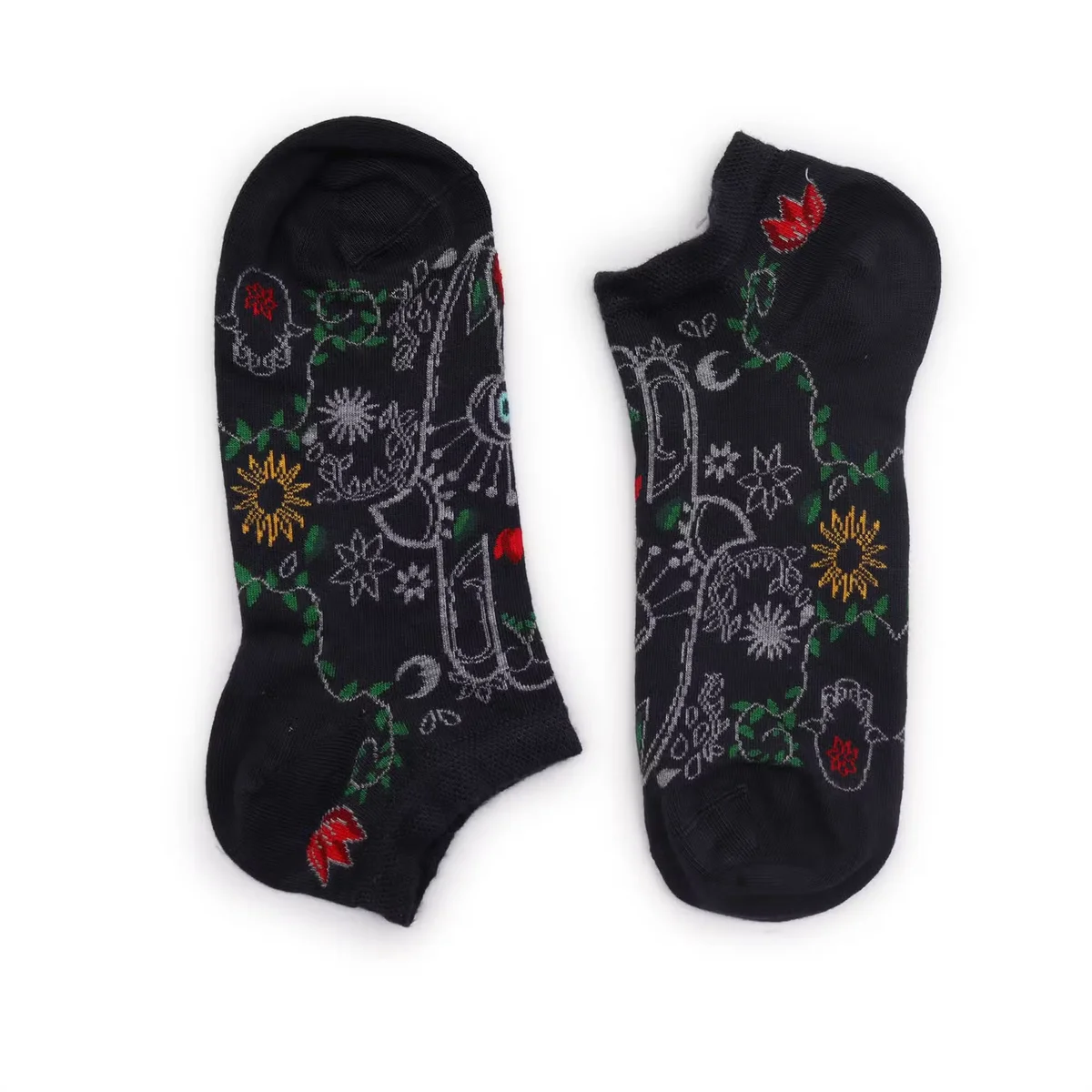 S/M socks in low-cut style featuring Hop Hare design with Hamsa symbol, bamboo fabric, UK size 3.5-6.5