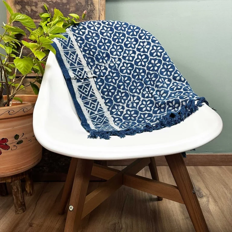 Handmade indigo runner, 170x60cm, woven wool rug with rich blue‑indigo pattern.