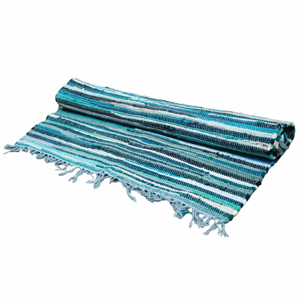 Room rag rug in aqua blues, premium quality, measuring 150x200cm, laid flat showing texture and colors
