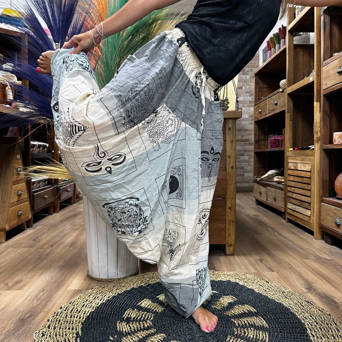 Grey yoga festival pants with Aladdin Himalayan print, loose fit, suitable for yoga and festivals