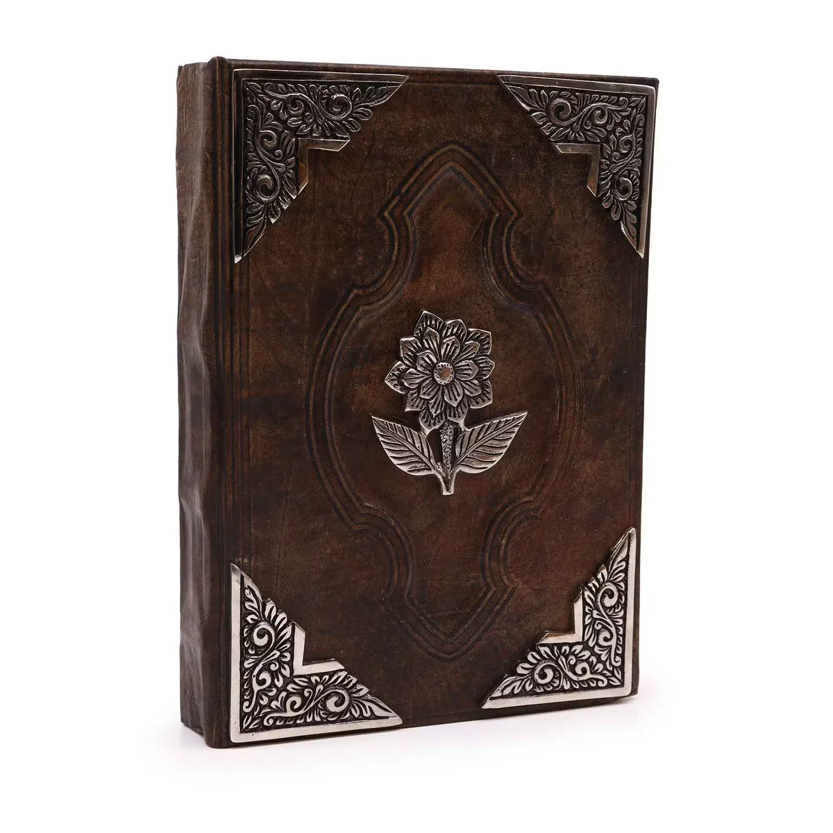 26x18cm journal with red tan cover featuring zinc rose decor and 200 deckle‑edge pages