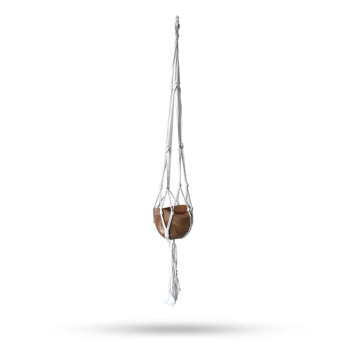 Medium macrame holder in natural colour, classic style for holding pots