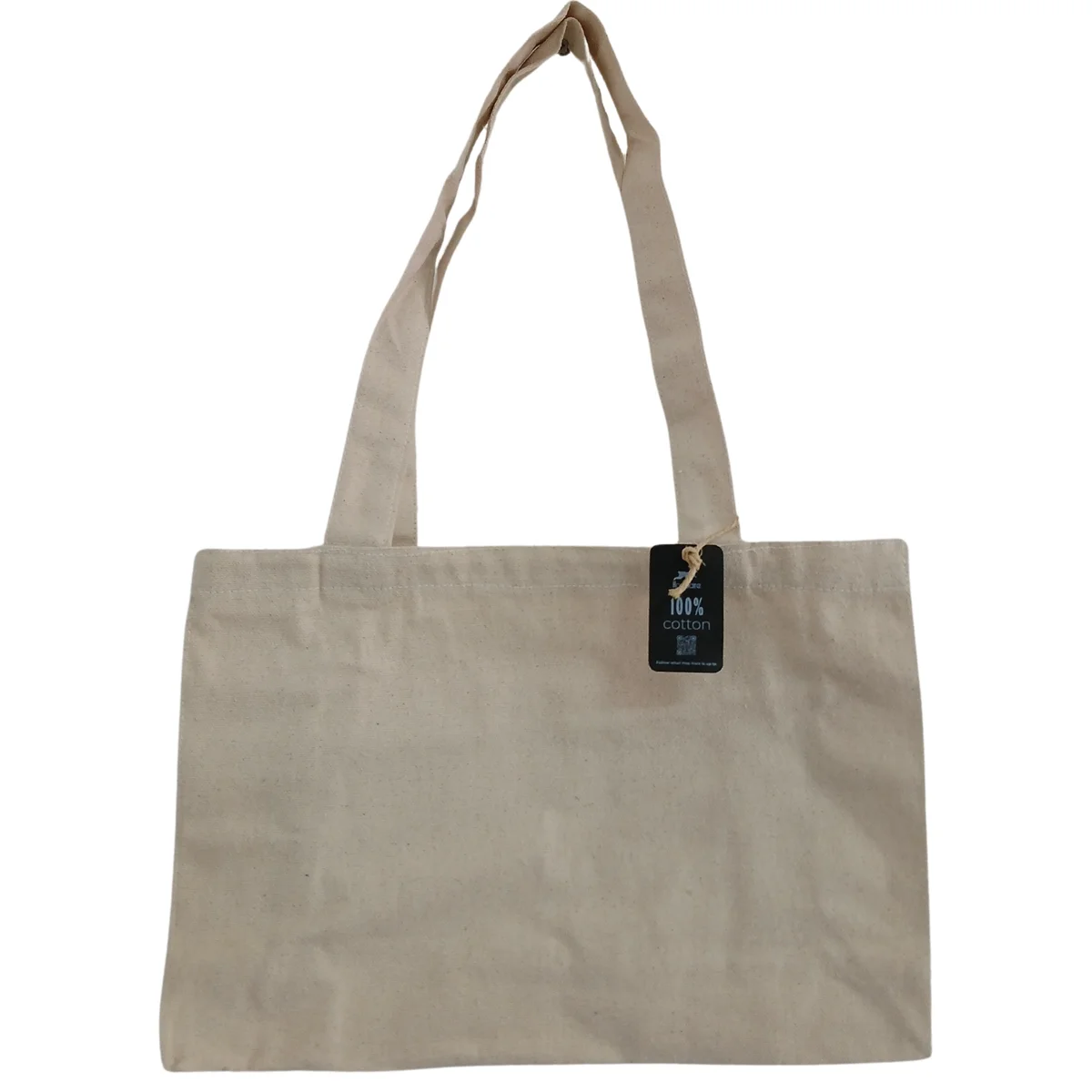Natural cotton shopping bag with sturdy handles, ideal for everyday use and eco-friendly shopping trips