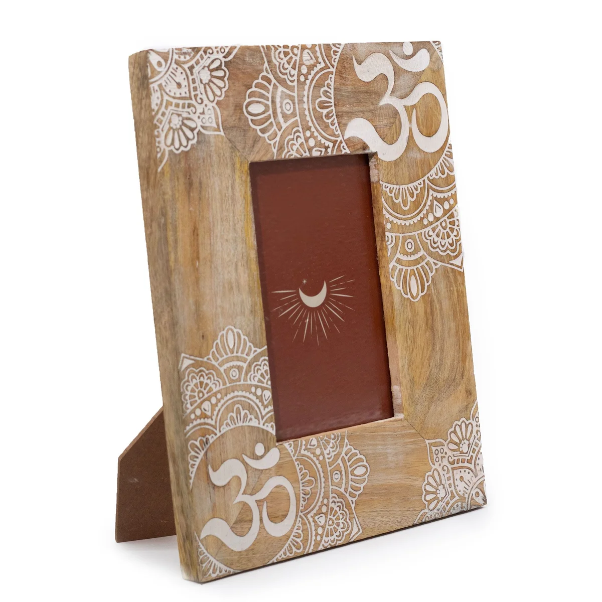 Mango wood picture frame with white mandala design, 26x20x2cm, fits 10x15cm photo