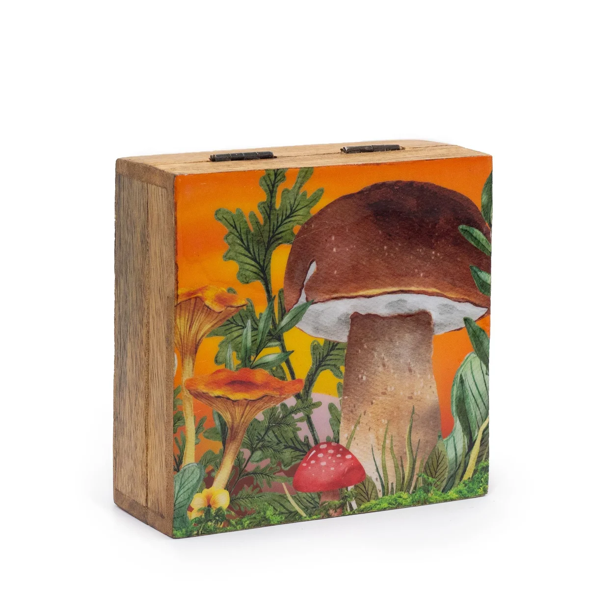 Maroon med square mushroom design storage box measuring 13.5x13.5x6cm with mushroom pattern on lid