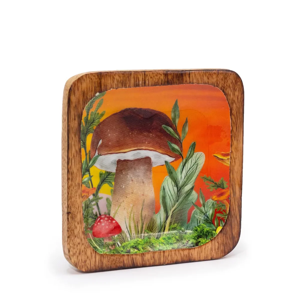 Maroon square tray with mushroom pattern, 15x15x2.5 cm, a decorative storage tray.