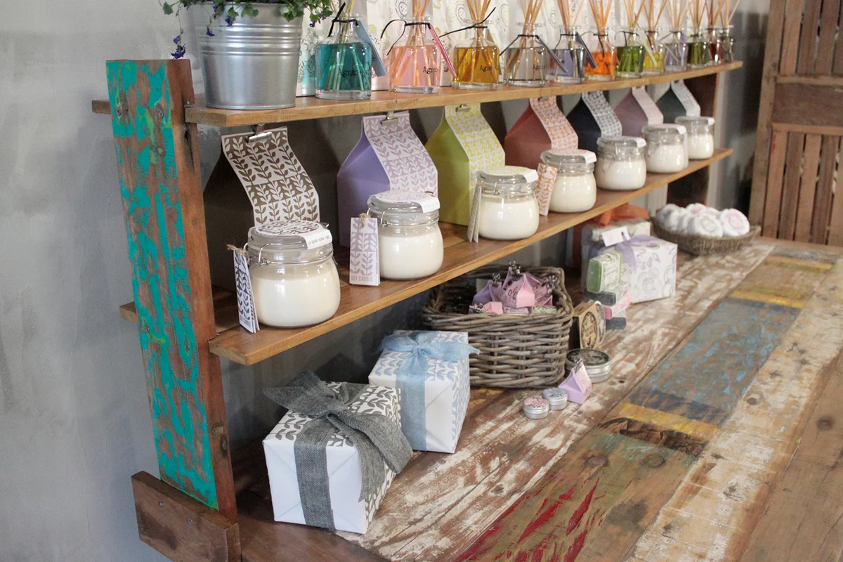 Add on top display unit attached to 1.8m table display showing additional shelving space