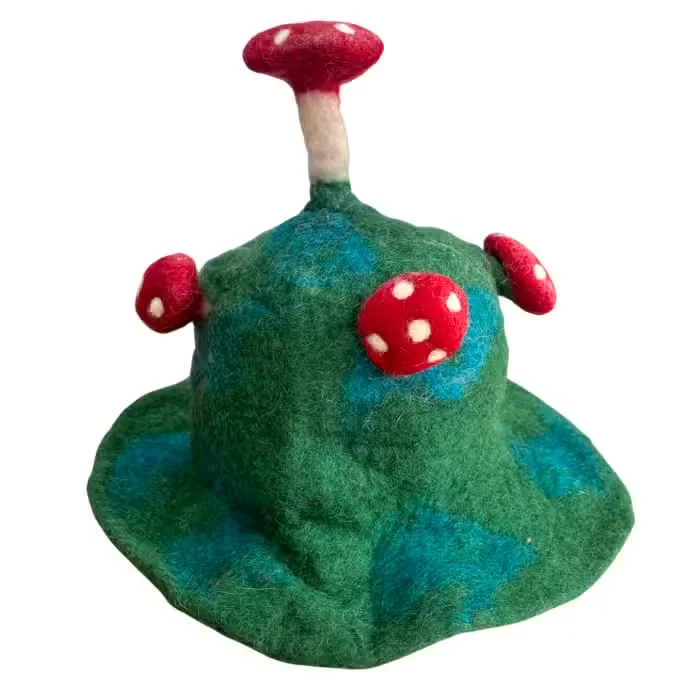 Stylish mushroom hat in moss mountain green, made of felt