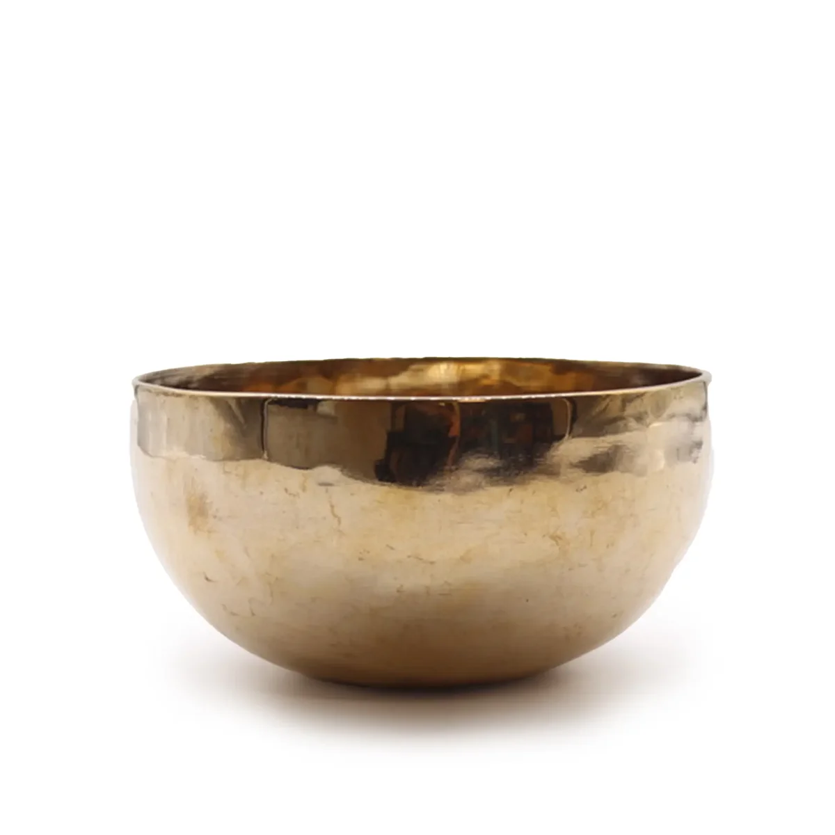 Medium shiny bell-metal singing bowl, handmade, 15cm diameter, weighing approximately 750g on plain white background
