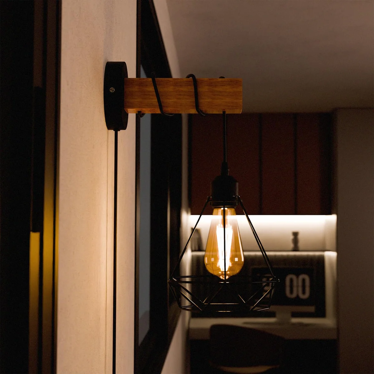 Black industrial dimmable wall light with wood and metal, E27 base, 2m cord, vintage style plug-in design