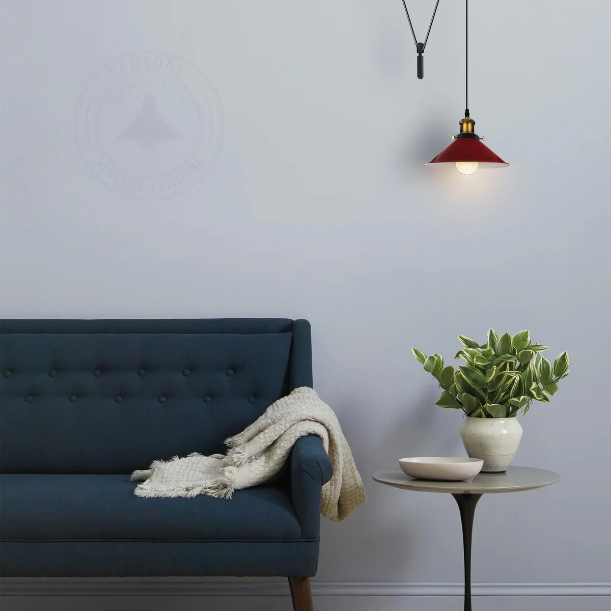 Retro LED ceiling light with metal cone shade, 22cm diameter, hanging from ceiling with 200cm black cable