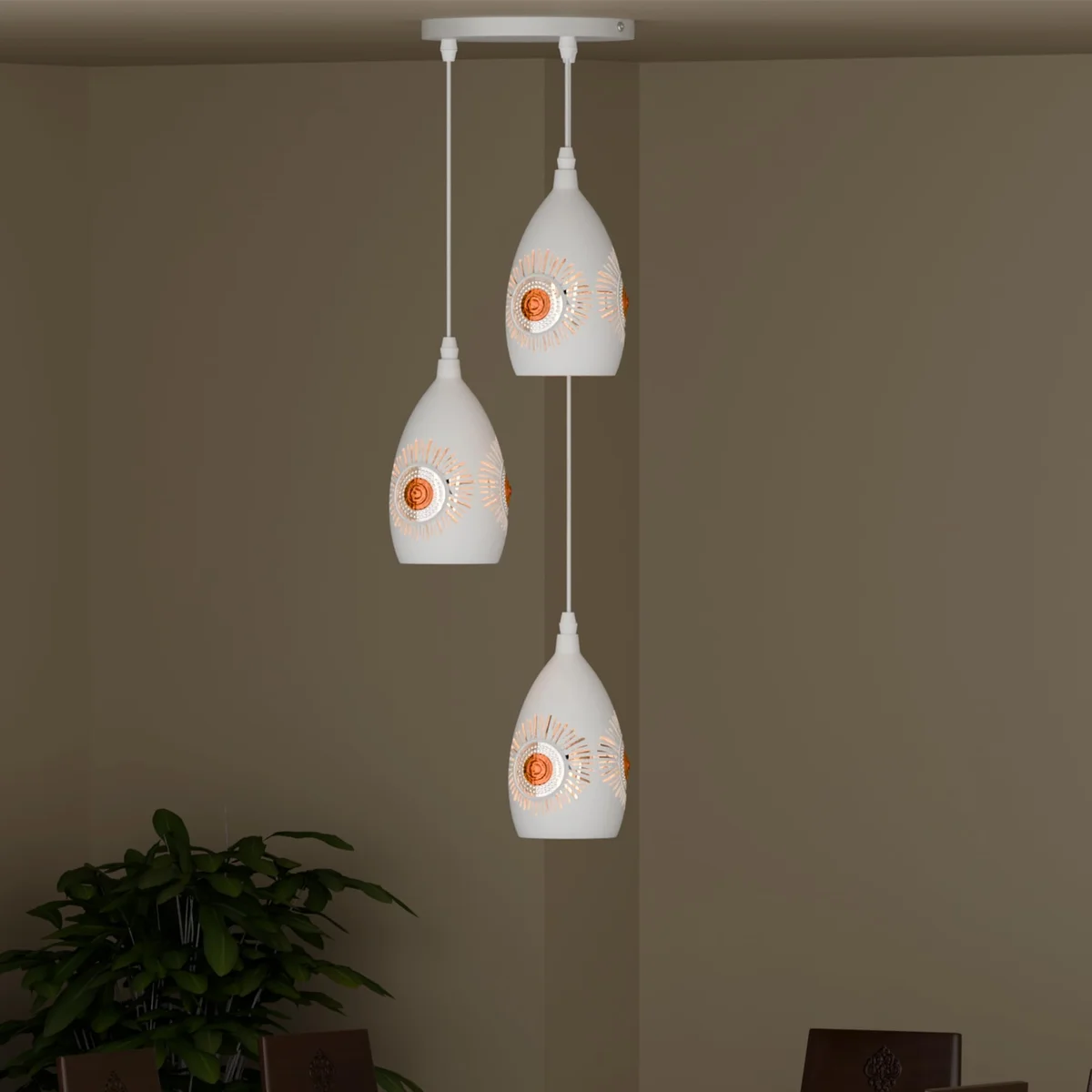 Vintage style industrial LED pendant light with metal frame and golden accents, adjustable suspension cable up to 95cm