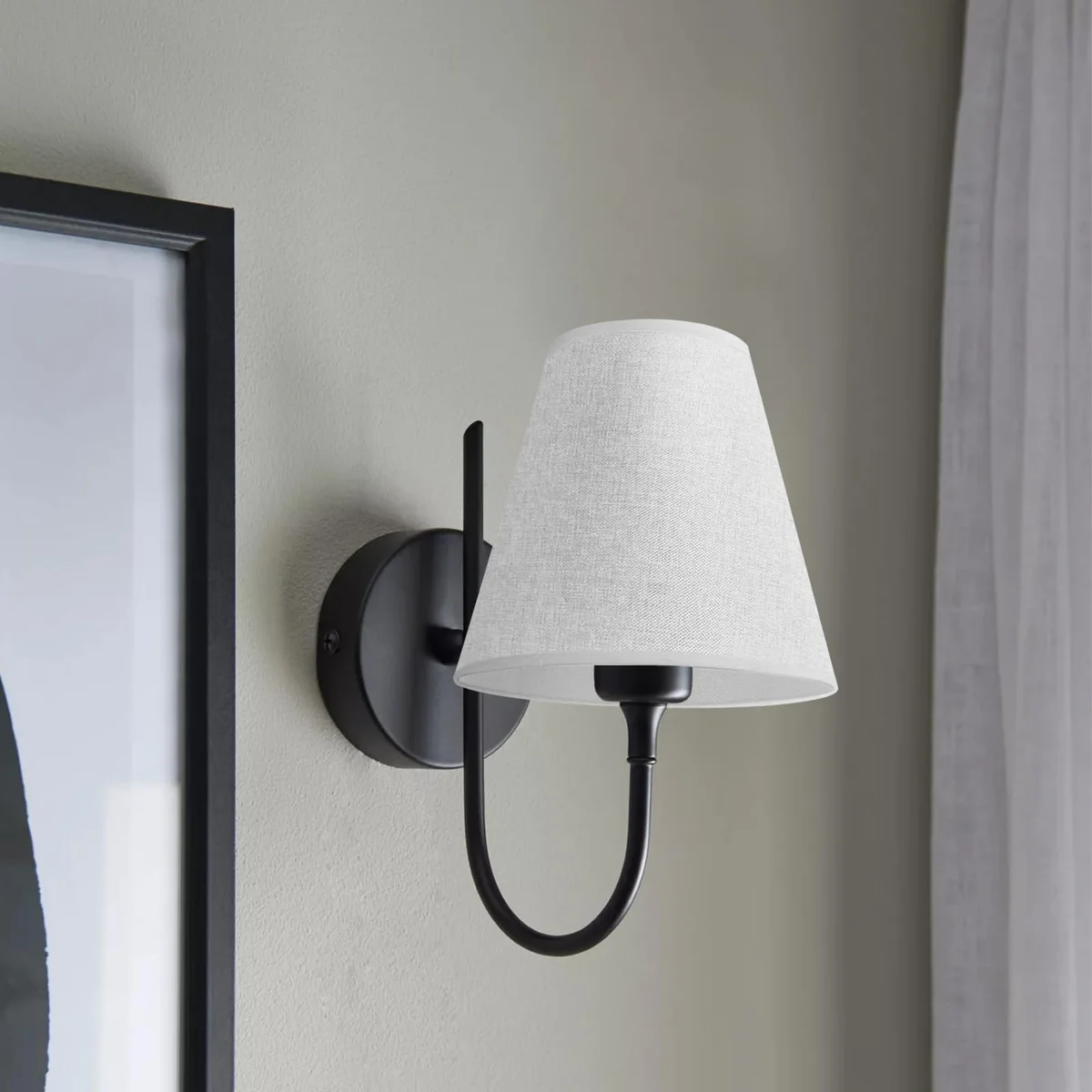 Modern fabric lampshade in barrel shape with cloth texture and reducer ring, 16x17cm, ideal for indoor table lamps