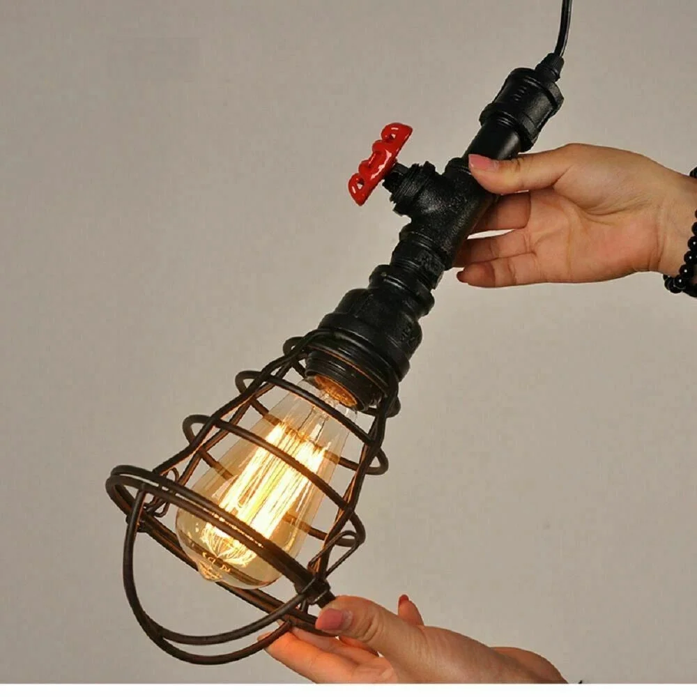 Black vintage pipe pendant light with wavy metal cage and adjustable cord, suitable for E27 bulbs, indoor use
