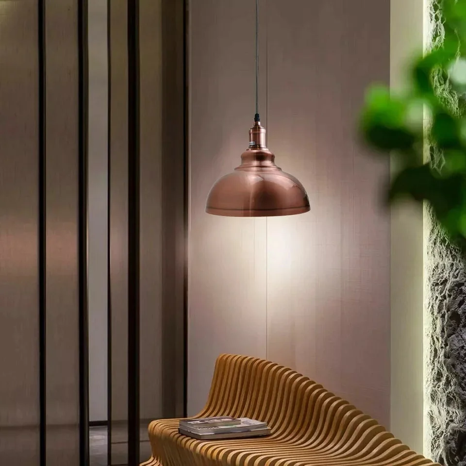 Vintage ceiling pendant light with industrial metal shade, hanging from a 95cm PVC cable, classic modern style design