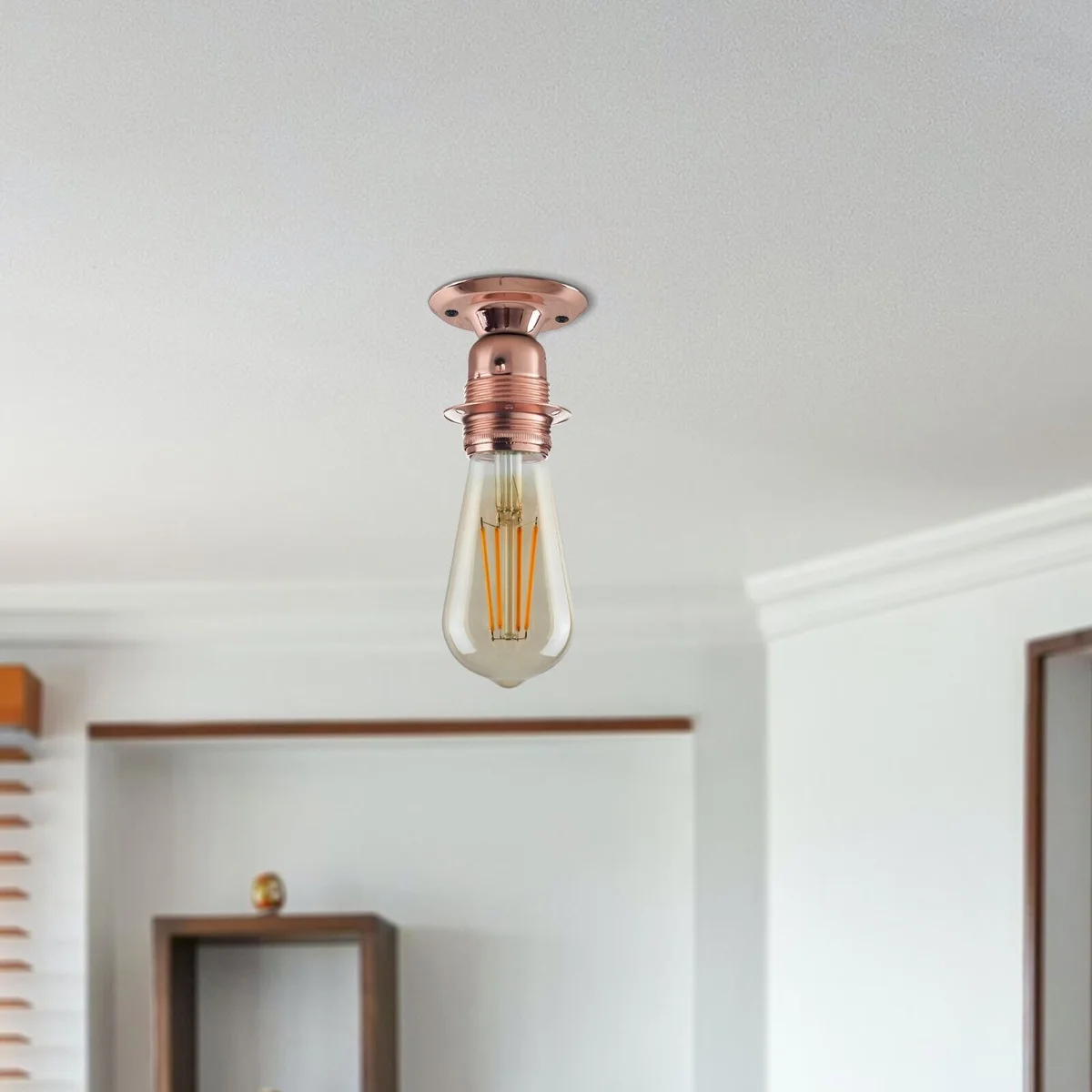 Vintage metal E27 lamp bulb holder with exposed filament design for indoor ceiling mount lighting fixtures