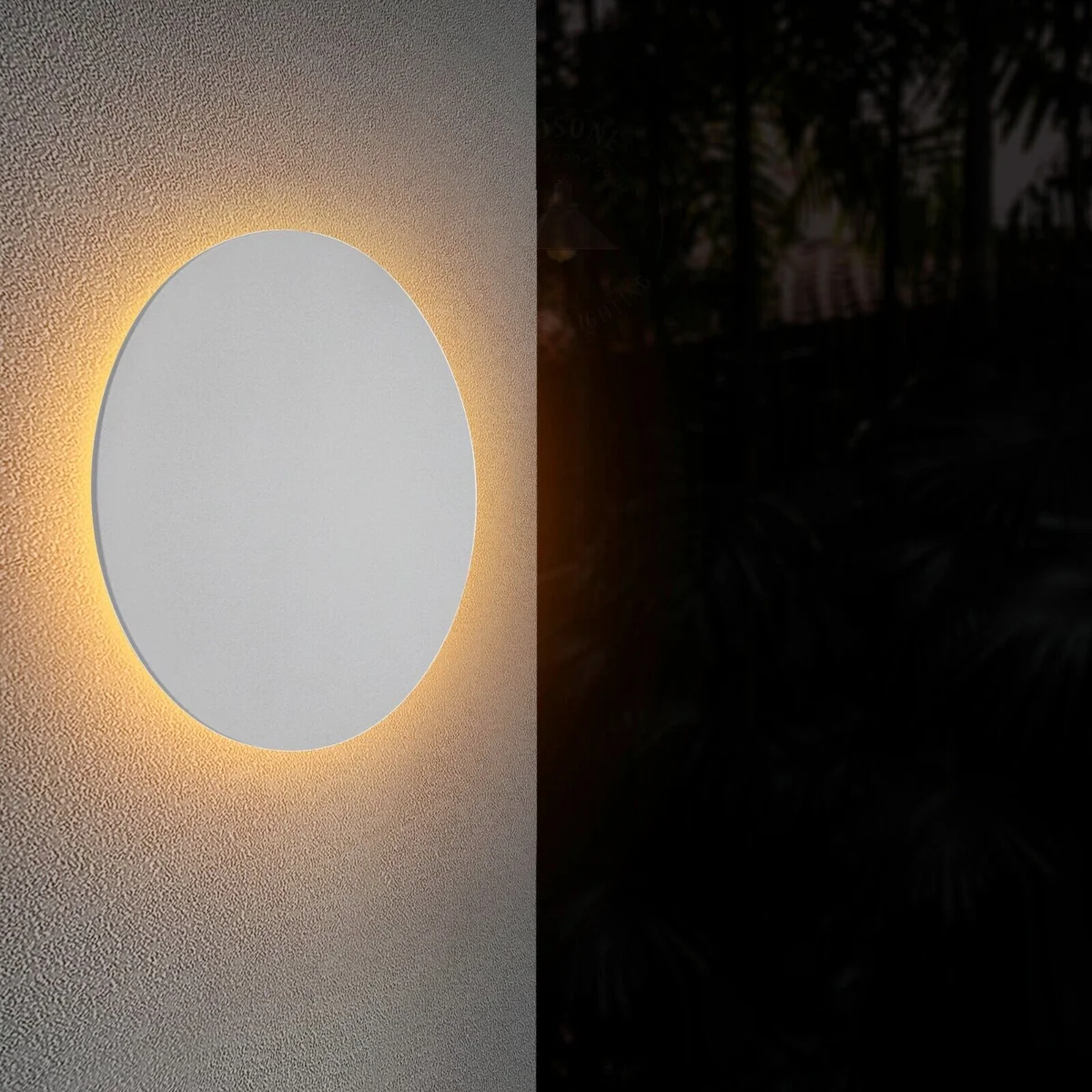 Modern round non dimmable LED light wall fixture in matt white, suitable for indoor and outdoor use with warm white glow