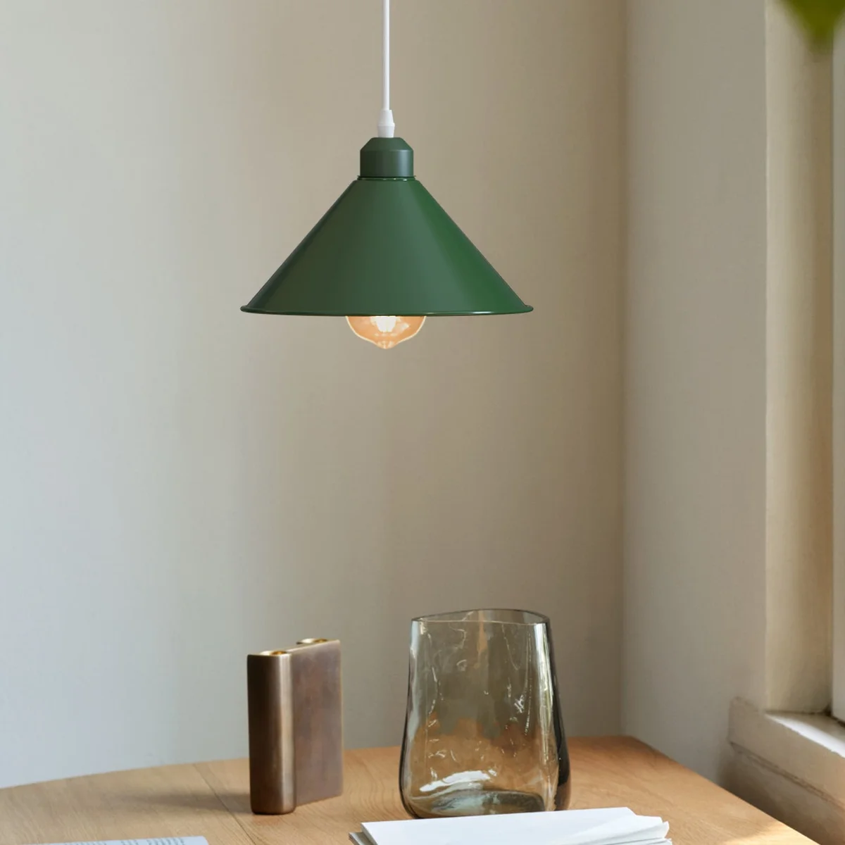 Vintage style cord pendant light with metal shade, E27 base, 95cm PVC cable, ideal for various rooms and settings