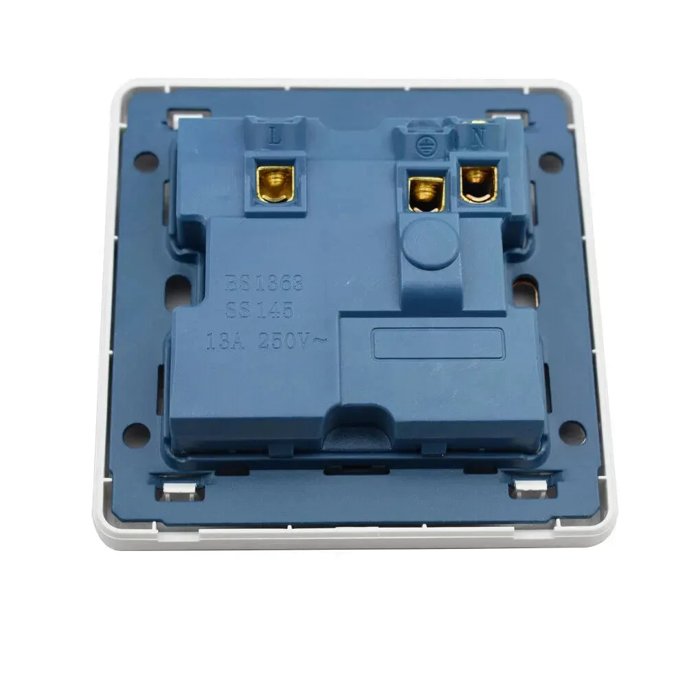 White 13 amp power socket with single switch and LED indicator, screwless design, standard UK size 86mm x 86mm