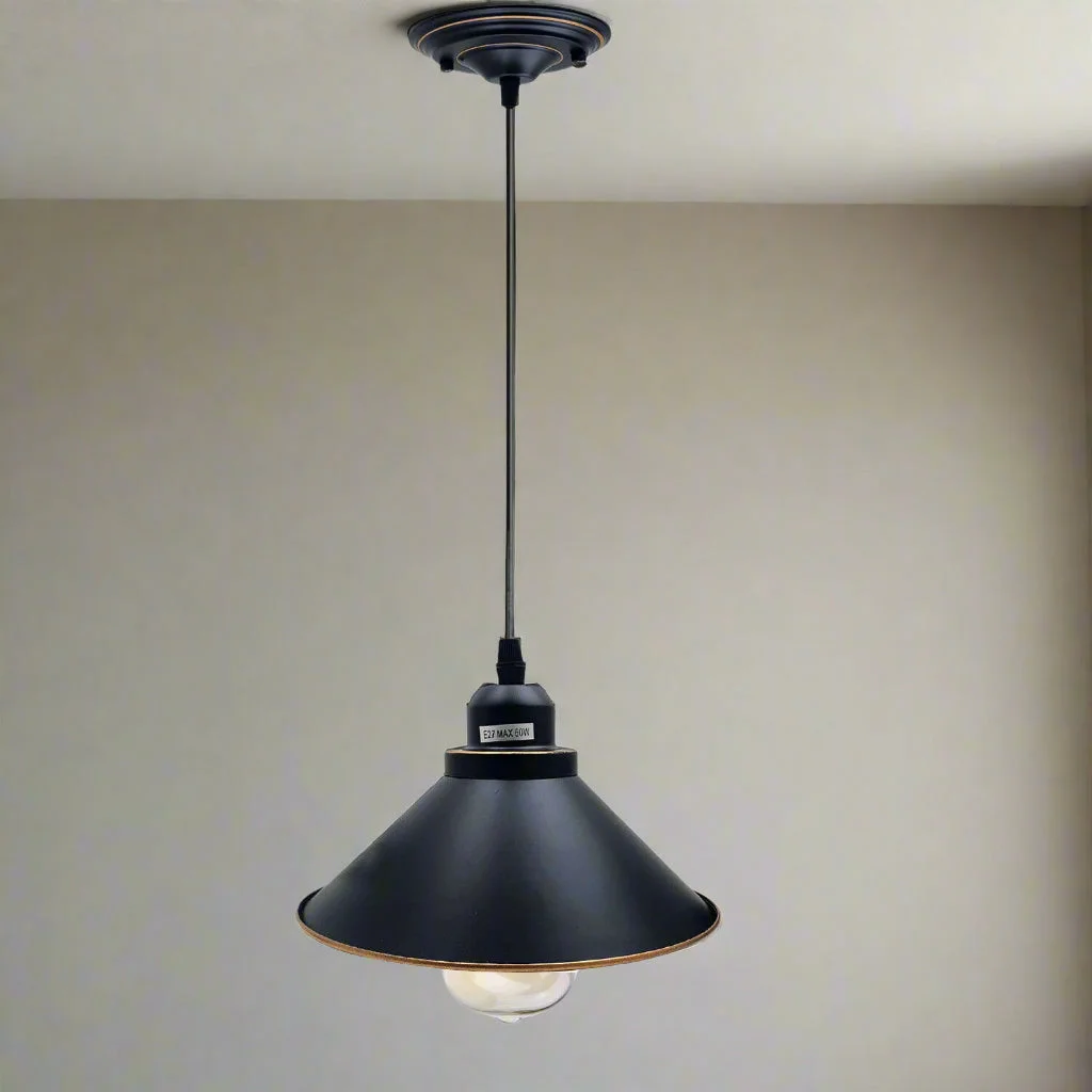 Black metal vintage industrial ceiling pendant light with single E27 holder and lampshade.