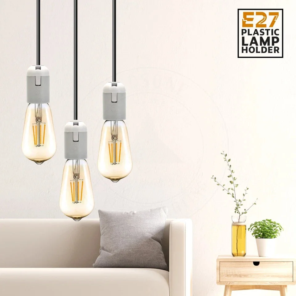 White bakelite lamp holder with E27 screw fitting, vintage style socket in clean white finish for exposed bulbs