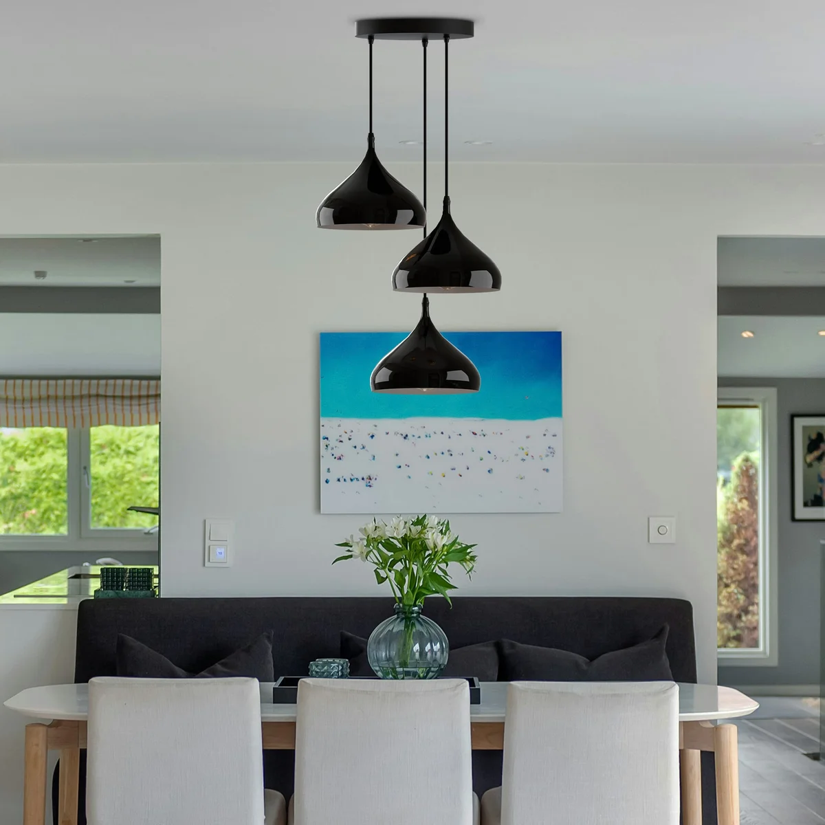 Modern black 3-head metal pendant light with dimmable pendant lighting, suitable for ceiling mounting in living spaces