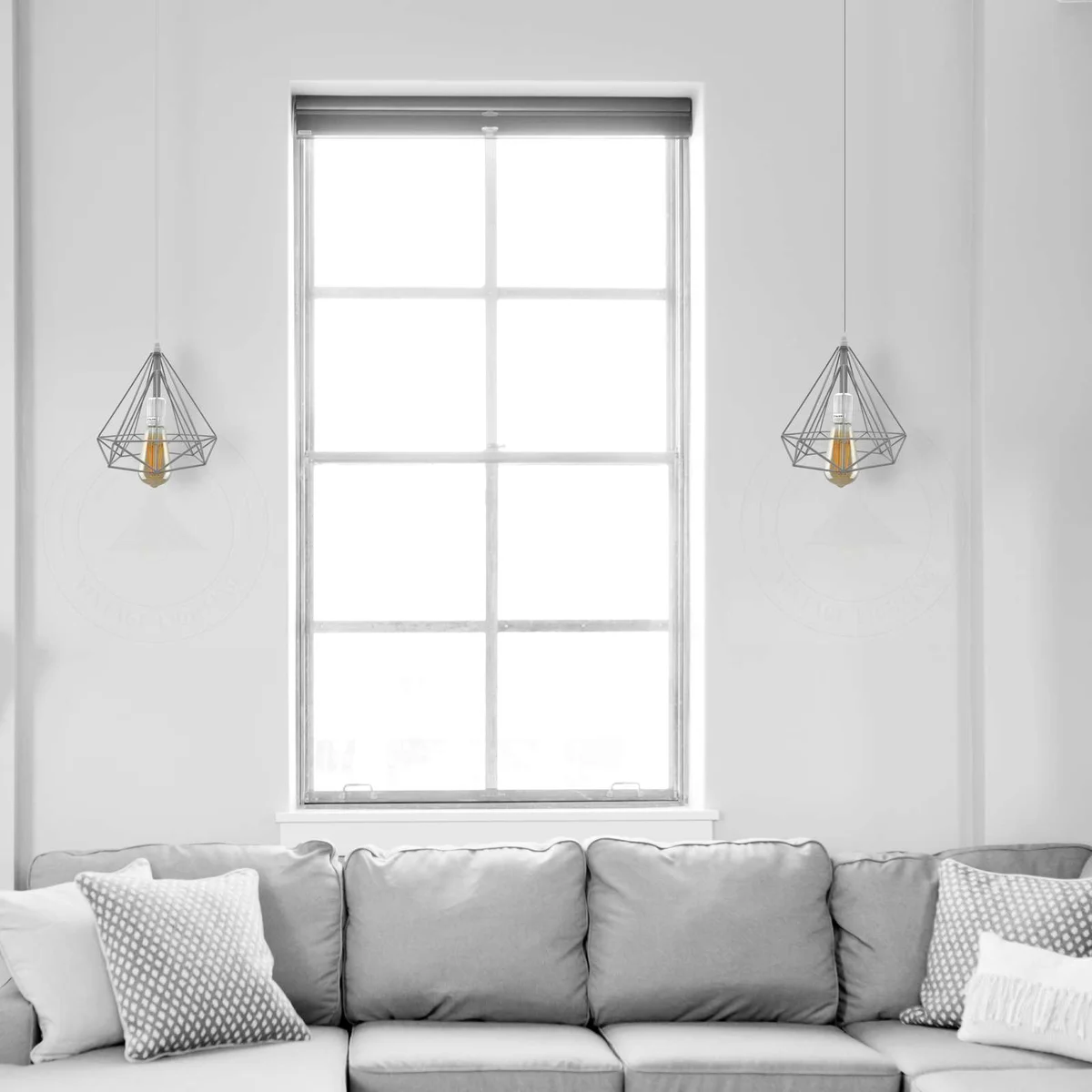 Vintage industrial diamond cage ceiling pendant light with metal frame and E27 bulb pendant for indoor use